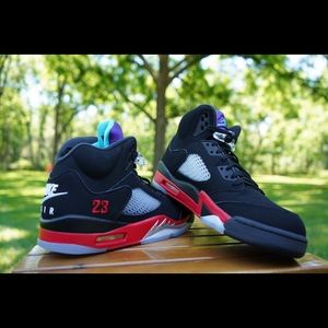 Size 10 - Jordan 5 Retro Top 3 Black 2020